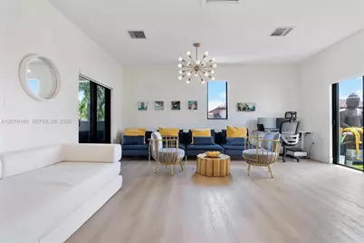 8368 Central Park Blvd, Doral, FL 33166 - Photo 18