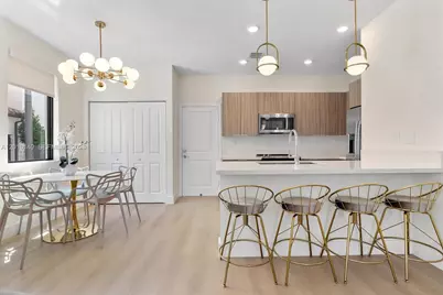 8368 Central Park Blvd, Doral, FL 33166 - Photo 6