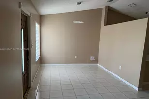 18109 SW 142nd Ct, Miami, FL 33177 - Photo 4