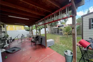 2144 NW 85th St, Miami, FL 33147 - Photo 26