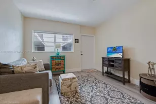 2539 S Bayshore Dr, Miami, FL 33133 - Photo 2