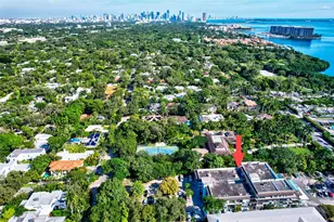 2539 S Bayshore Dr, Miami, FL 33133 - Photo 16