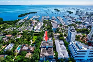 2539 S Bayshore Dr, Miami, FL 33133 - Photo 14