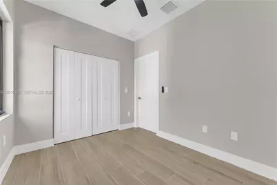 1818 NW 49 St, Miami, FL 33142 - Photo 34