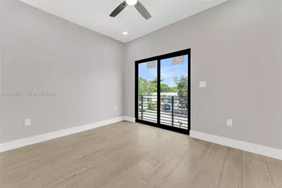 1818 NW 49 St, Miami, FL 33142 - Photo 36