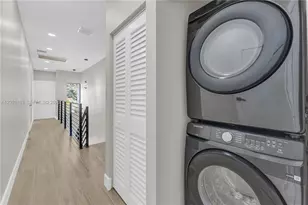 1818 NW 49th St, Miami, FL 33142 - Photo 38