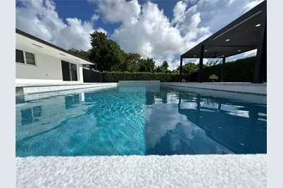 9275 SW 67th St, Miami, FL 33173 - Photo 30