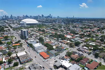 1888 NW 7th St, Miami, FL 33125 - Photo 2