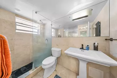 1698 Jefferson Ave #9, Miami Beach, FL 33139 - Photo 12