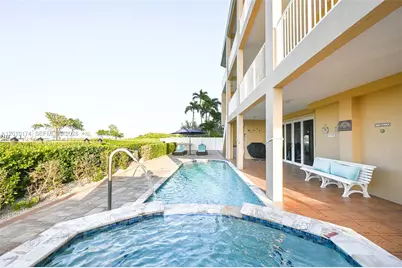 112 N Bounty Ln, Key Largo, FL 33037 - Photo 8