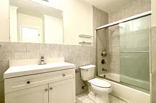 7923 SW 104th St, Miami, FL 33156 - Photo 6