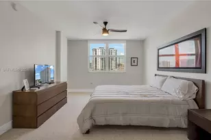 300 Bayview Dr, Sunny Isles Beach, FL 33160 - Photo 20