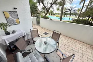 2641 N Flamingo Rd, Sunrise, FL 33323 - Photo 10