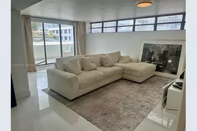 1800 Collins Ave #5D, Miami Beach, FL 33139 - Photo 8