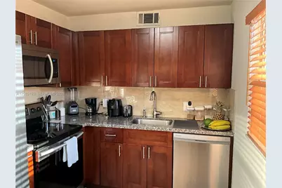 150 SW 134th Way #304R, Pembroke Pines, FL 33027 - Photo 6