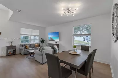 447 Higher Comb Dr, Davenport, FL 33897 - Photo 16