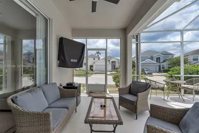 447 Higher Comb Dr, Davenport, FL 33897 - Photo 10