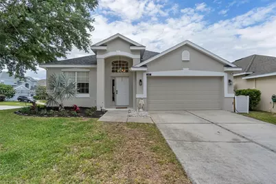 447 Higher Comb Dr, Davenport, FL 33897 - Photo 2