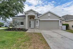 447 Higher Comb Dr, Davenport, FL 33897 - Photo 4