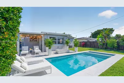 234 SE 3rd Ter, Dania Beach, FL 33004 - Photo 4