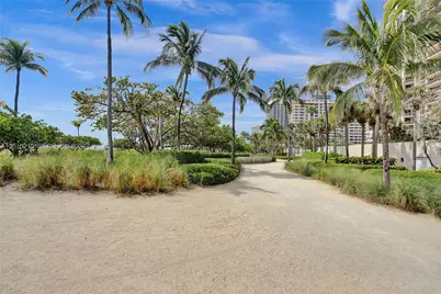 10101 Collins Ave #4E, Bal Harbour, FL 33154 - Photo 80