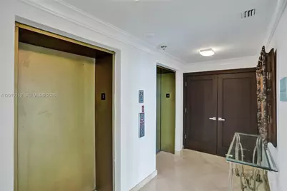 10101 Collins Ave #4E, Bal Harbour, FL 33154 - Photo 2