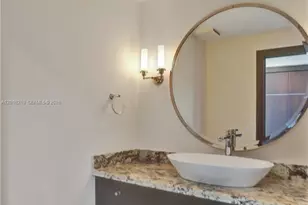 10101 Collins Ave, Bal Harbour, FL 33154 - Photo 64