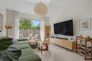 14231 NW 83rd Ave, Miami Lakes, FL 33016 - Photo 4