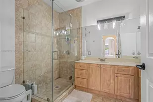 14231 NW 83rd Ave, Miami Lakes, FL 33016 - Photo 16