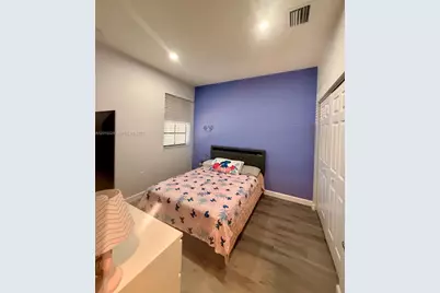 9330 W 33rd Ave, Hialeah, FL 33018 - Photo 8