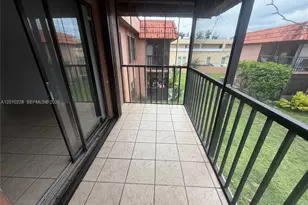 6540 W 27th Ct, Hialeah, FL 33016 - Photo 20