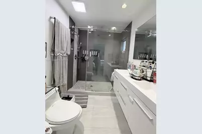 7560 NW 173rd Ln, Hialeah, FL 33015 - Photo 20