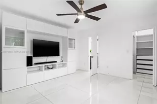 7800 SW 57th Ct, South Miami, FL 33143 - Photo 16