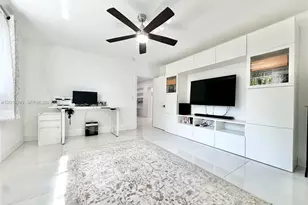 7800 SW 57th Ct, South Miami, FL 33143 - Photo 12