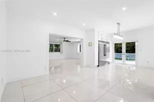 7800 SW 57th Ct, South Miami, FL 33143 - Photo 8