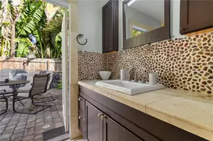 3024 NE 2nd Terrace, Wilton Manors, FL 33334 - Photo 12