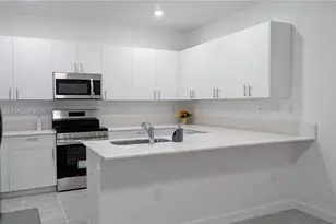 2628 SE 28th Dr, Homestead, FL 33035 - Photo 4