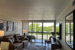 10525 SW 112th Ave, Miami, FL 33176 - Photo 10