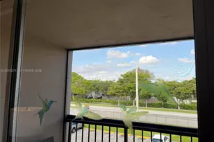 10525 SW 112th Ave, Miami, FL 33176 - Photo 18