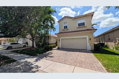 2151 NE 37th Ter, Homestead, FL 33033 - Photo 2