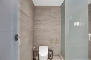 18975 Collins Ave, Sunny Isles Beach, FL 33160 - Photo 34