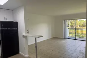 7195 NW 179th St, Hialeah, FL 33015 - Photo 6
