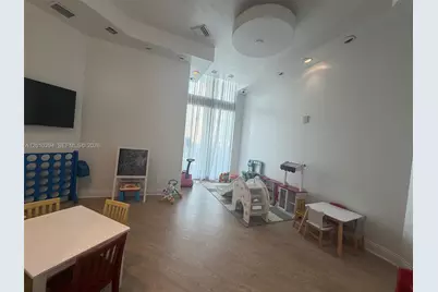350 S Miami Ave #1503, Miami, FL 33130 - Photo 18