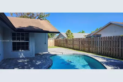 8120 SW 4th Ct, North Lauderdale, FL 33068 - Photo 18