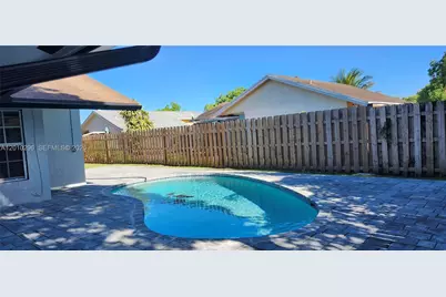 8120 SW 4th Ct, North Lauderdale, FL 33068 - Photo 20