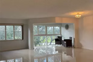1300 SW 125th Ave, Pembroke Pines, FL 33027 - Photo 6