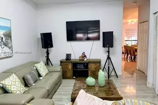 17548 SW 153rd Ct, Miami, FL 33187 - Photo 4