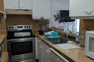 5256 W 24th Ave, Hialeah, FL 33016 - Photo 6