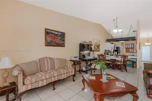 6745 NW 192nd Ln, Hialeah, FL 33015 - Photo 8