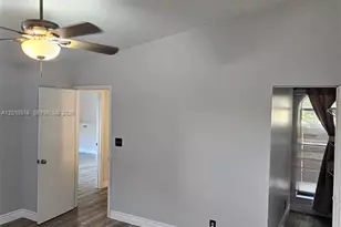8033 NW 71st Ct, Tamarac, FL 33321 - Photo 14